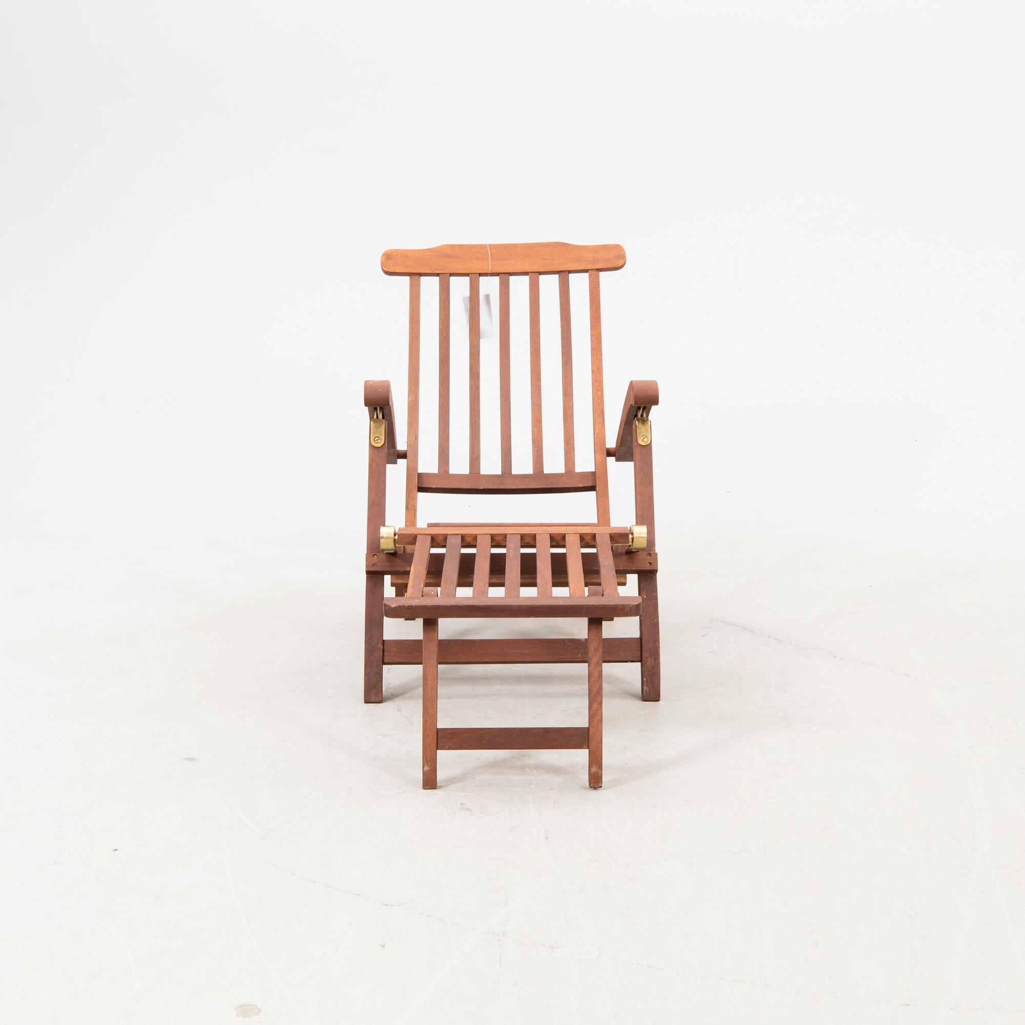 A wooden deck chair late 20thcentury/21st cenntury.