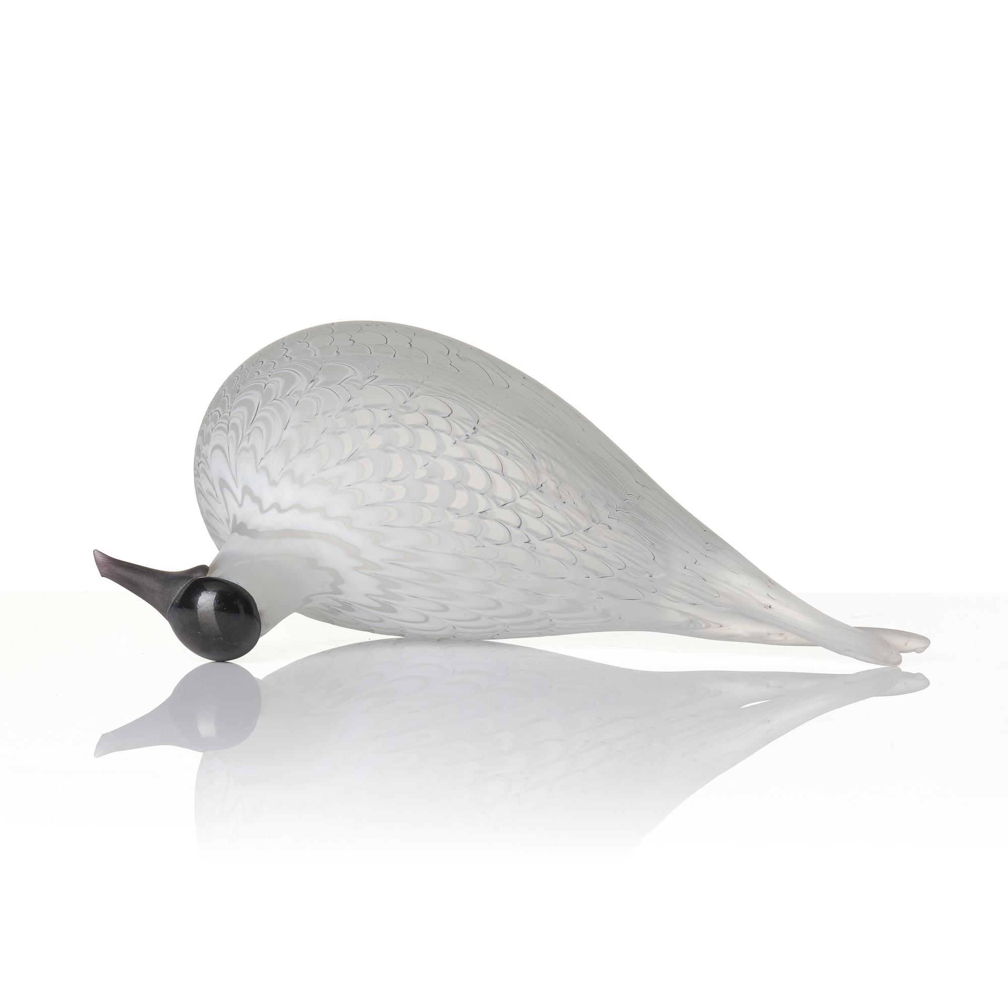 Oiva Toikka, a bird, 'Gull-billed Tern', Nuutajärvi Notsjö, Finland.