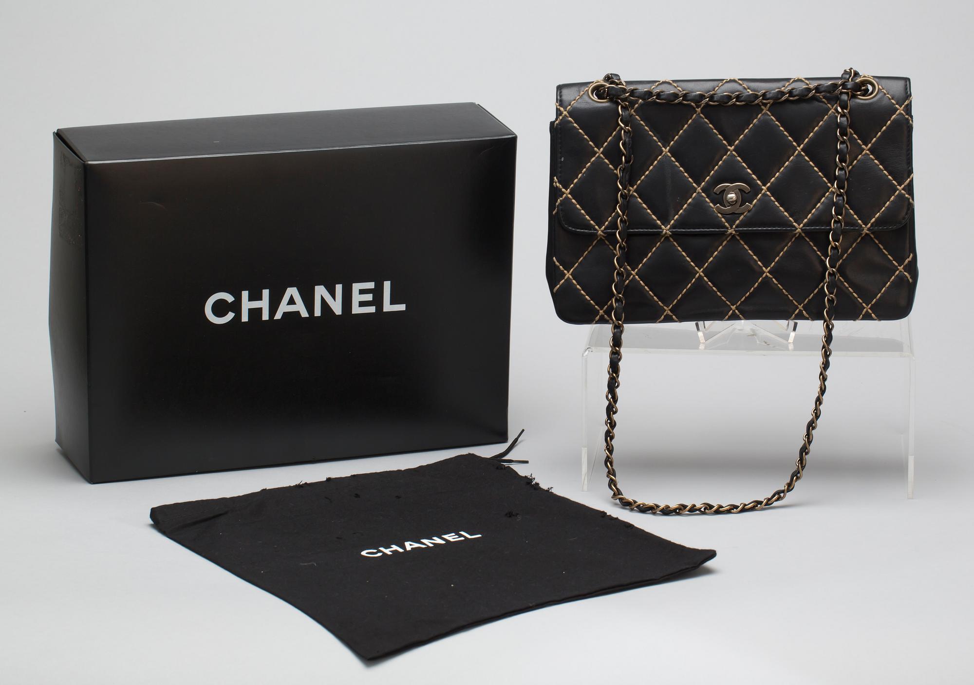 VÄSKA, "Stitch Surpique", Chanel.