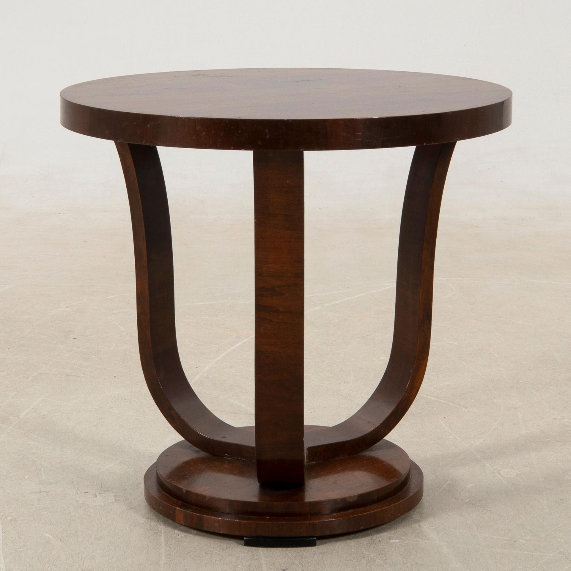 Coffee table/Side table Art Deco style 20th century.
