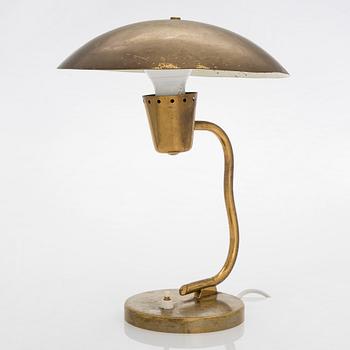 A mid-20th-century 'EV 60' table lamp for Itsu.