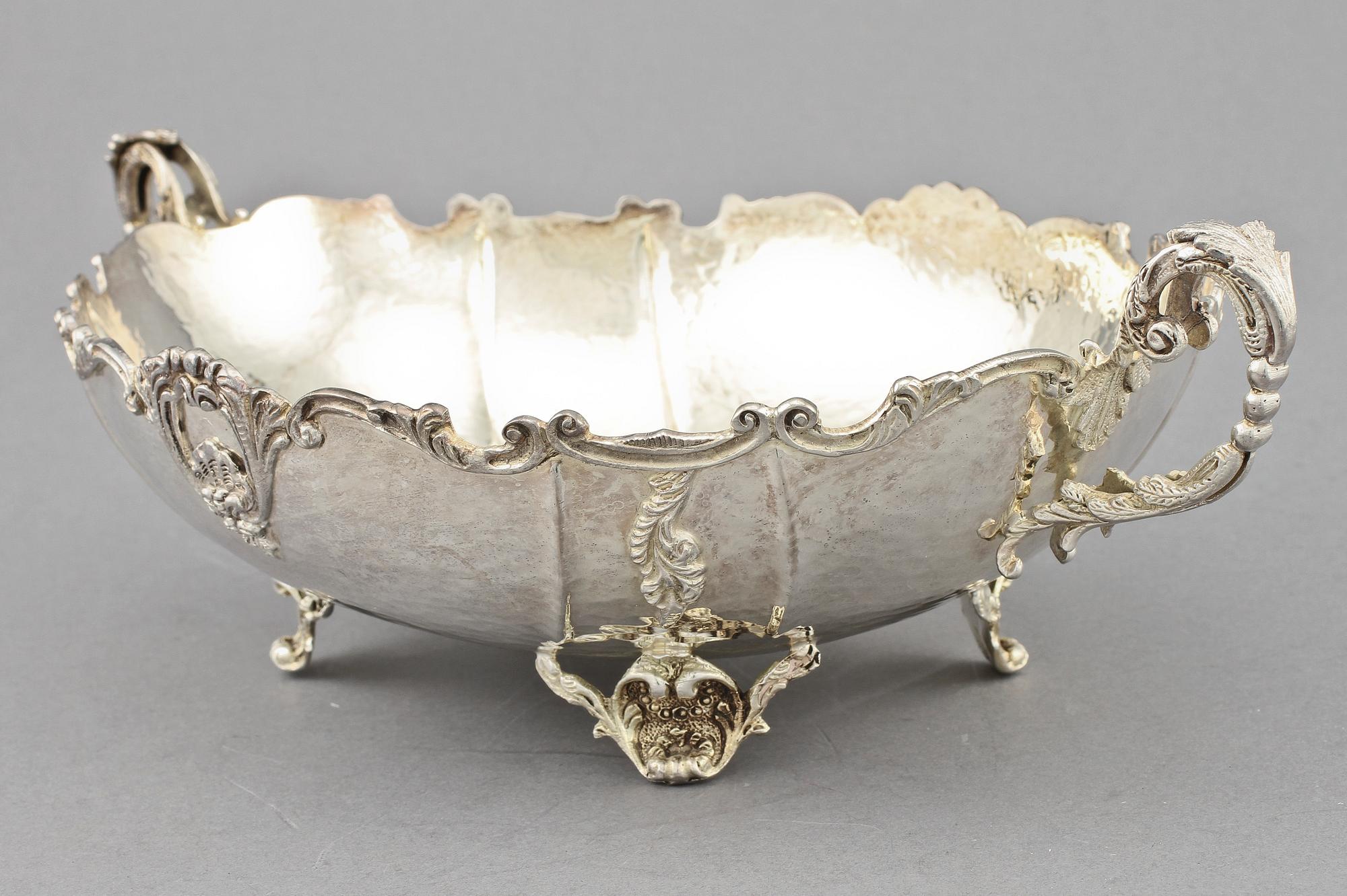 UPPLÄGGNINGSSKÅL, silver, MEMA samt importstämplar, 1900-tal, vikt 650 g.