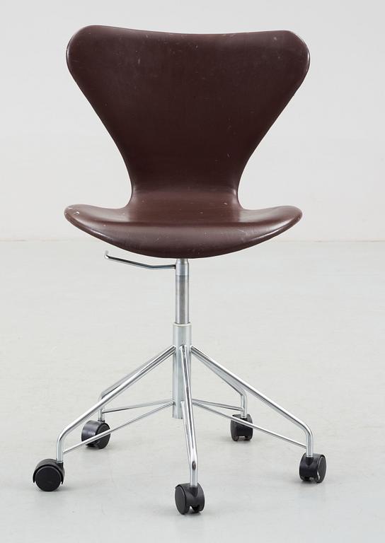 KONTORSSTOL, "Sjuan", Arne Jacobsen.