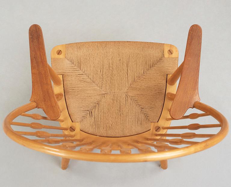 Hans J. Wegner, "Påfågelstolen/ Peacock chair", Johannes Hansen, Danmark, 1950-tal.