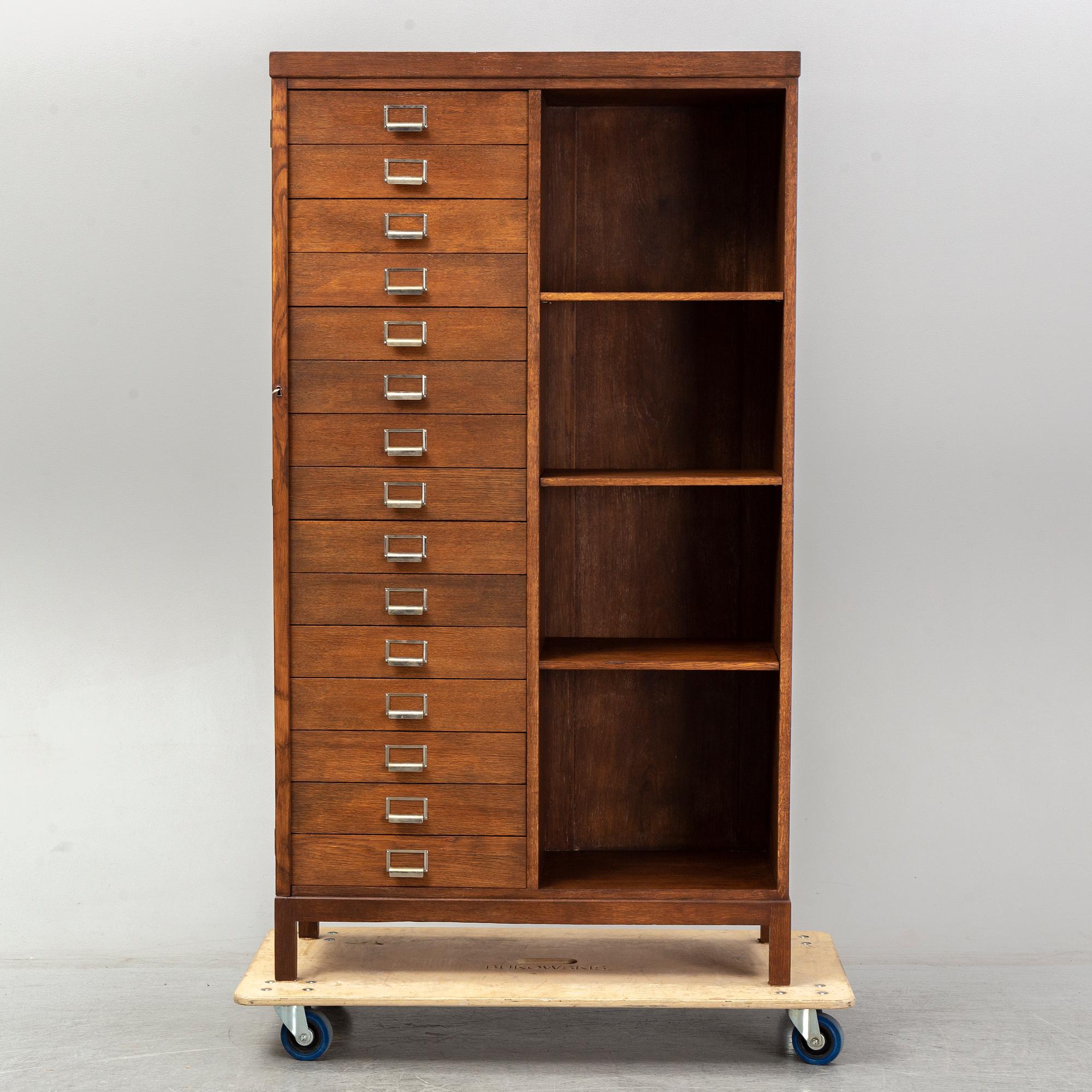 A mid 20th century cabinet.