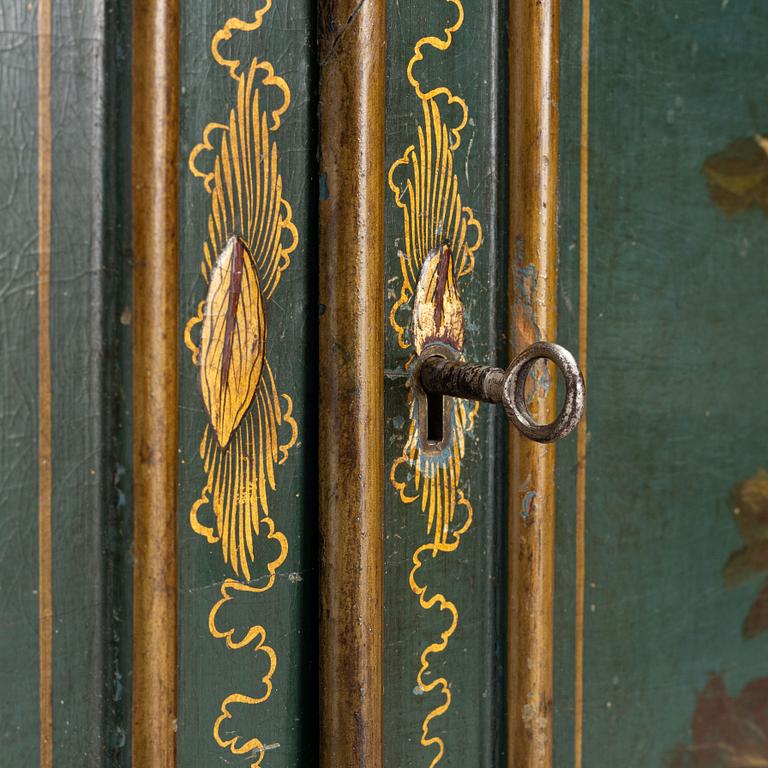 Vitrinskåp, England, tidigt 1900-tal.