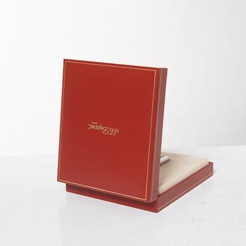 Tobacciana, 4 pieces, 20th century.