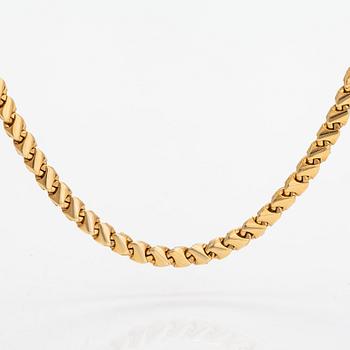 A 14K gold necklace.