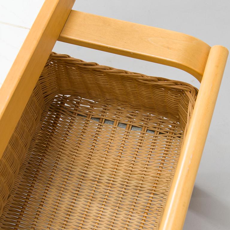 Alvar Aalto, serveringsvagn, modell 900, Artek, Finland, 1970-tal.
