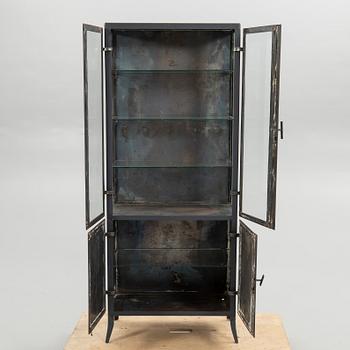 Display cabinet, first half of the 20th century.