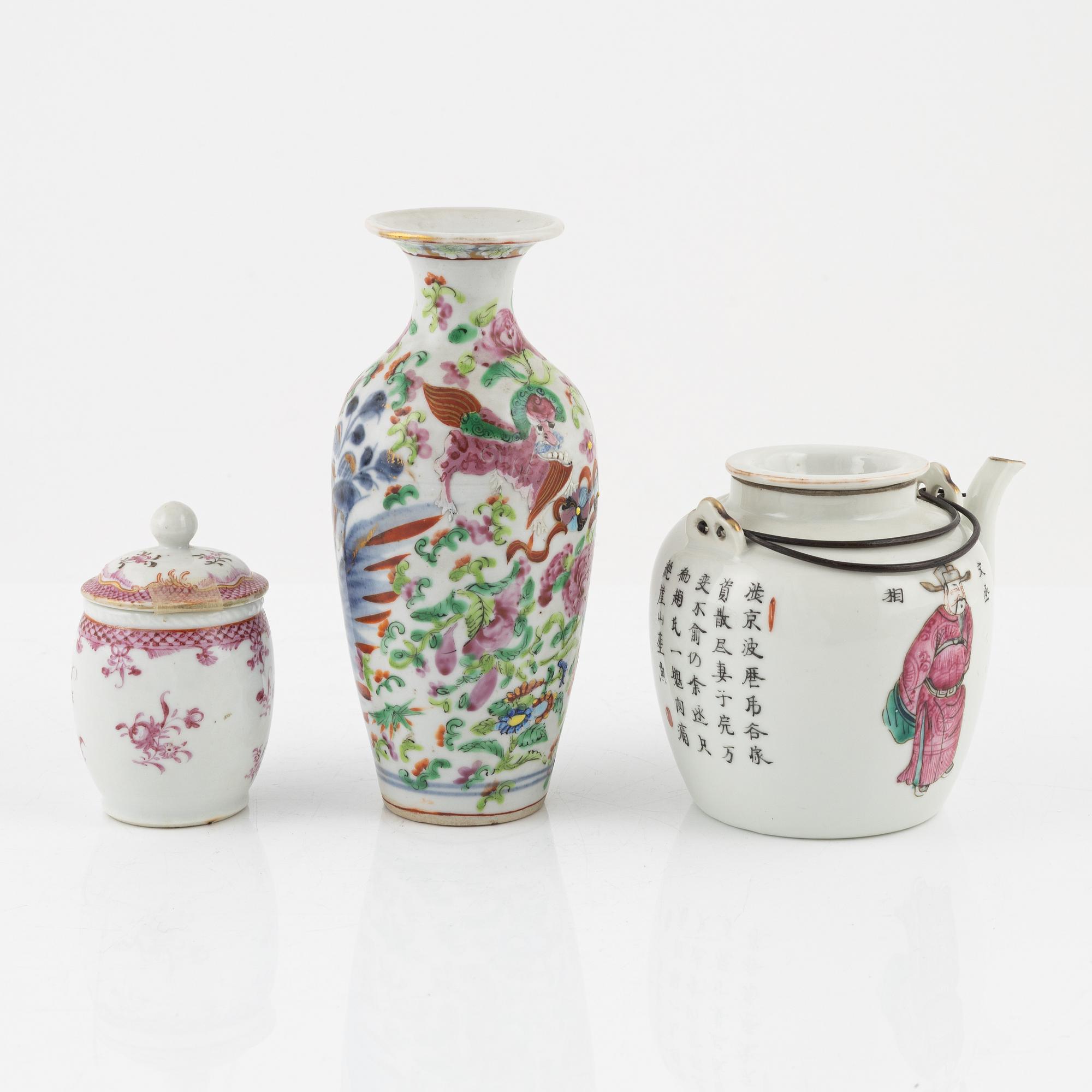 A group of thirteen porcelain pieces, China and Samson, France, 18th-20th Century.