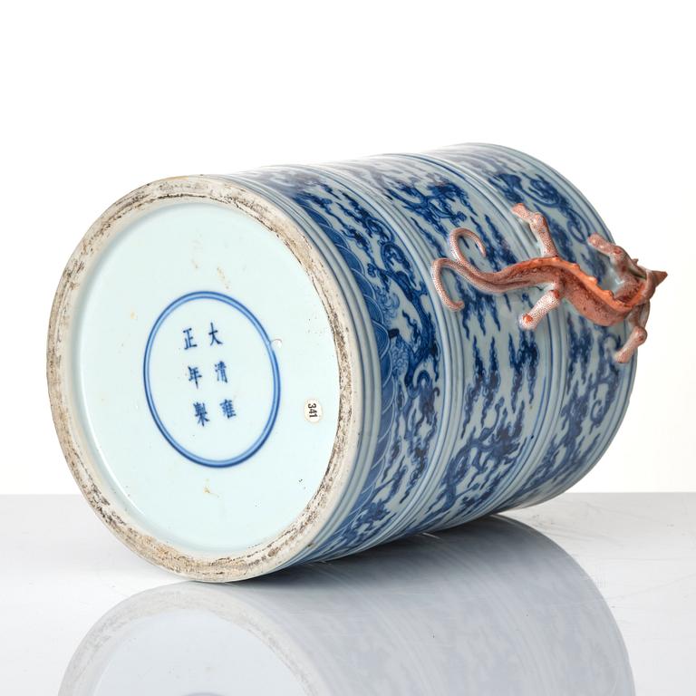 A Chinese blue and white brush pot, Qing dynasty with Yongzhengs mark.