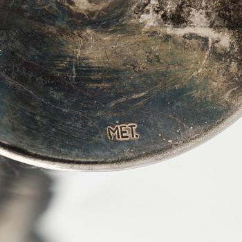 Tapio Wirkkala, kynttilänjalka, hopeaa, TW 189, Kultakeskus 1962.