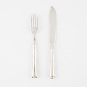 A silver fish cutlery, Martin, Hall & Co (Richard Martin & Ebenezer Hall), Sheffield 1901-1902 (18 pieces).