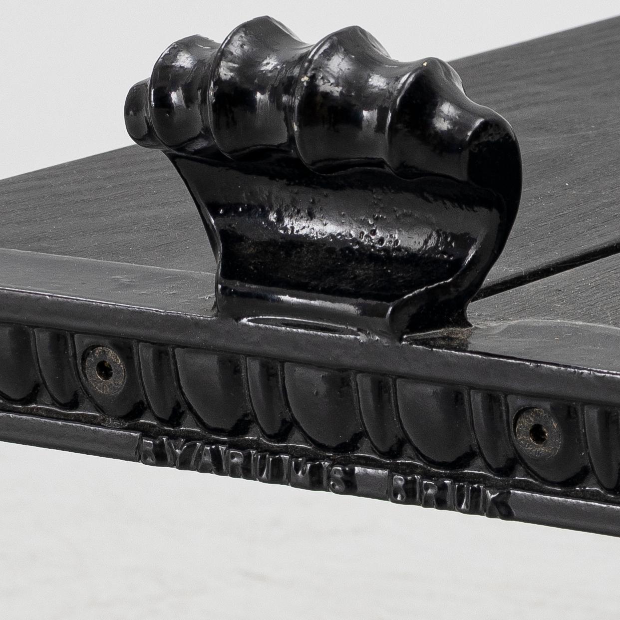 Folke Bensow, a "Sneckan" bench, Byarums Bruk, 21st century.