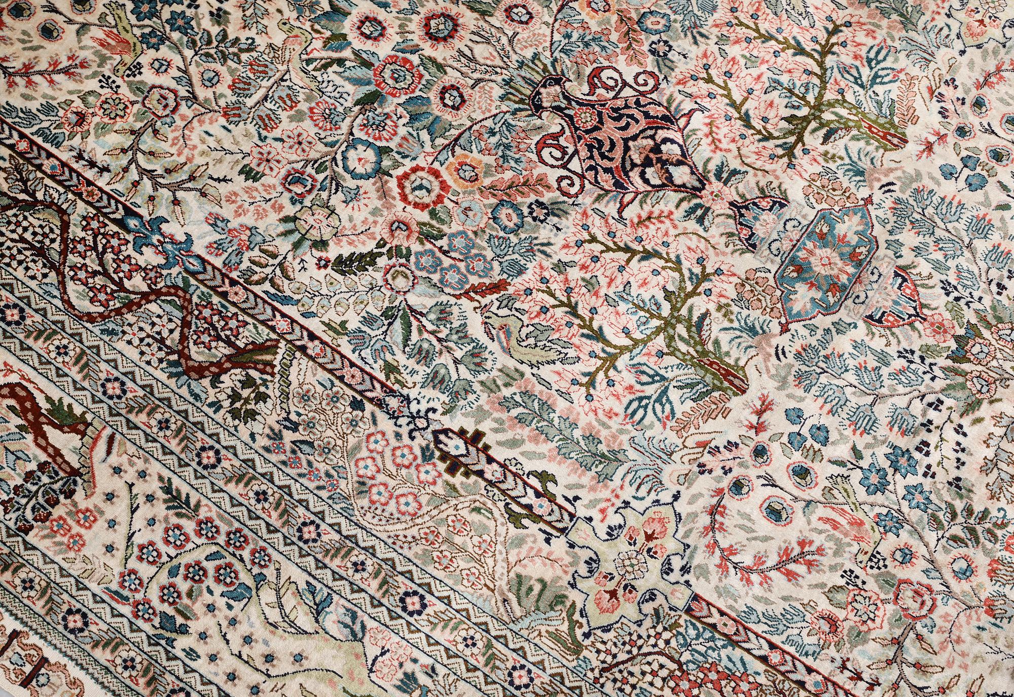 Matta, silke, orientalisk, ca 184 x 116 cm.