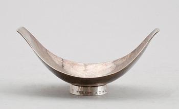 SKÅL, silver, T Kullander, 1964. Vikt ca 173 gram.