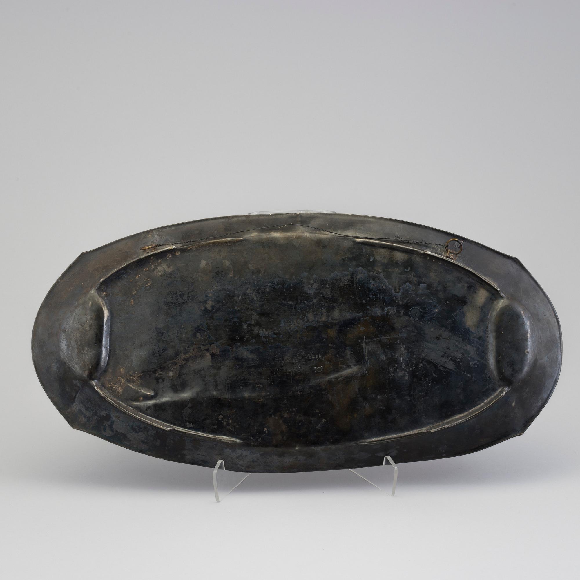A fisch platter by Bitter & Gobbers Imperial Zinn, early 20th century.