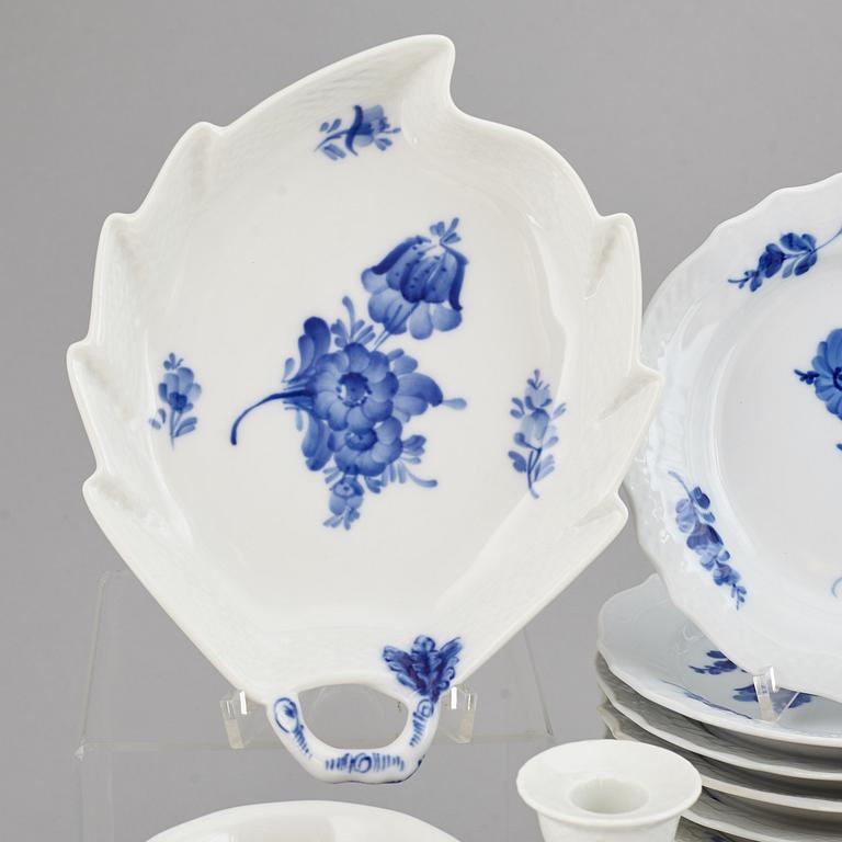 ROYAL COPENHAGEN, a 'Blå Blomst' part coffee and tea service, Denmark (75 pieces).