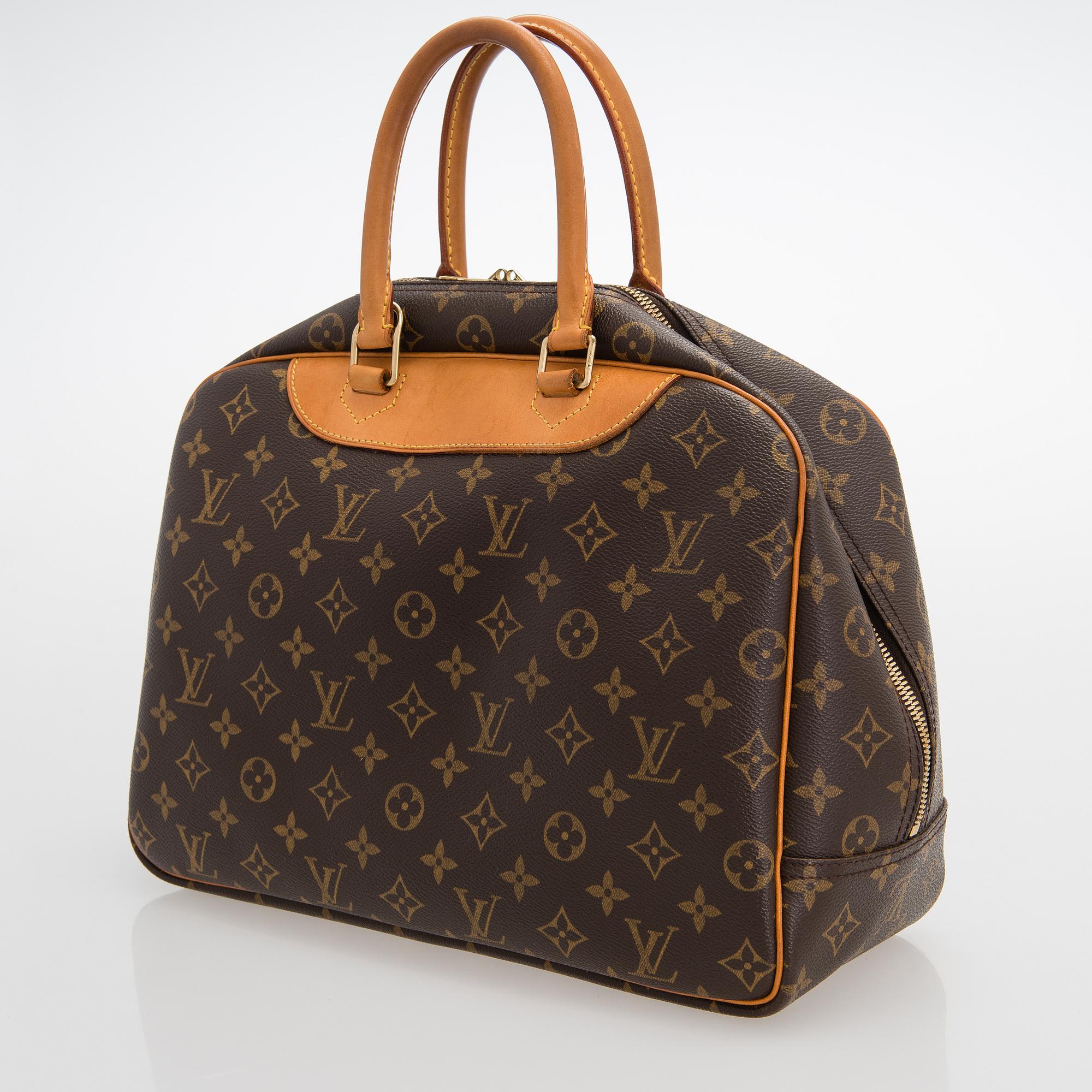 Louis Vuitton, A Monogram 'Deauville' Bag.