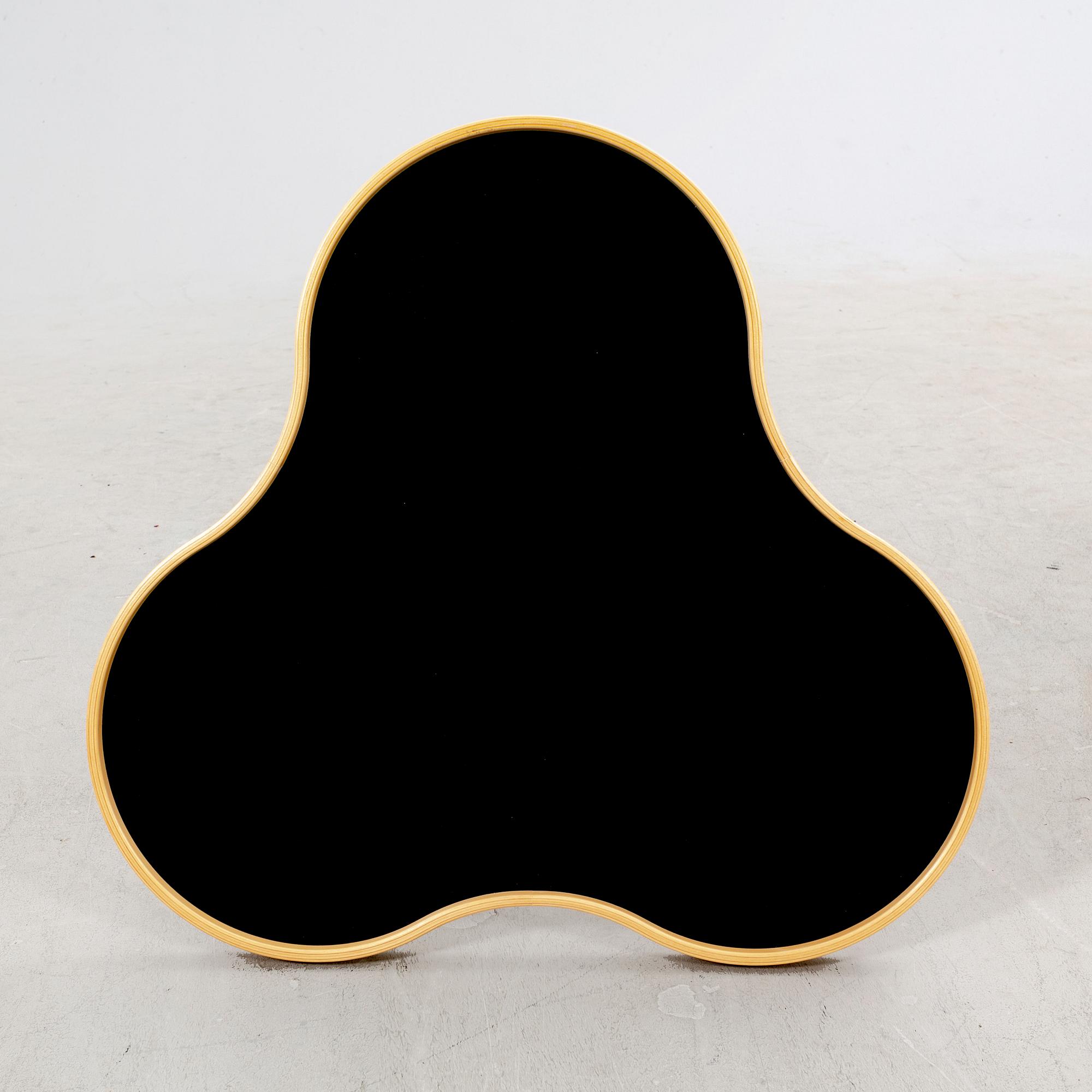 Christine Schwarzer, soffbord, ”Flower”, Swedese, 2000-tal.