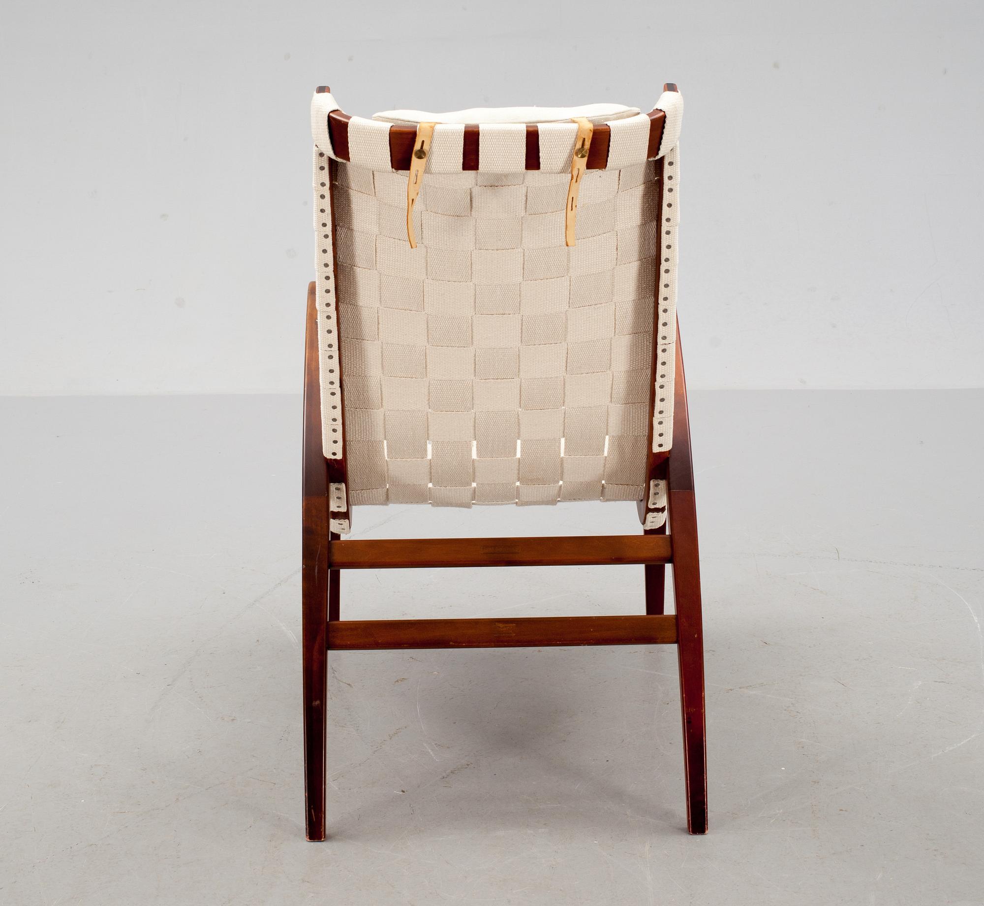 FÅTÖLJ, "Gräshoppan", Bruno Mathsson, stämpelmärkt.