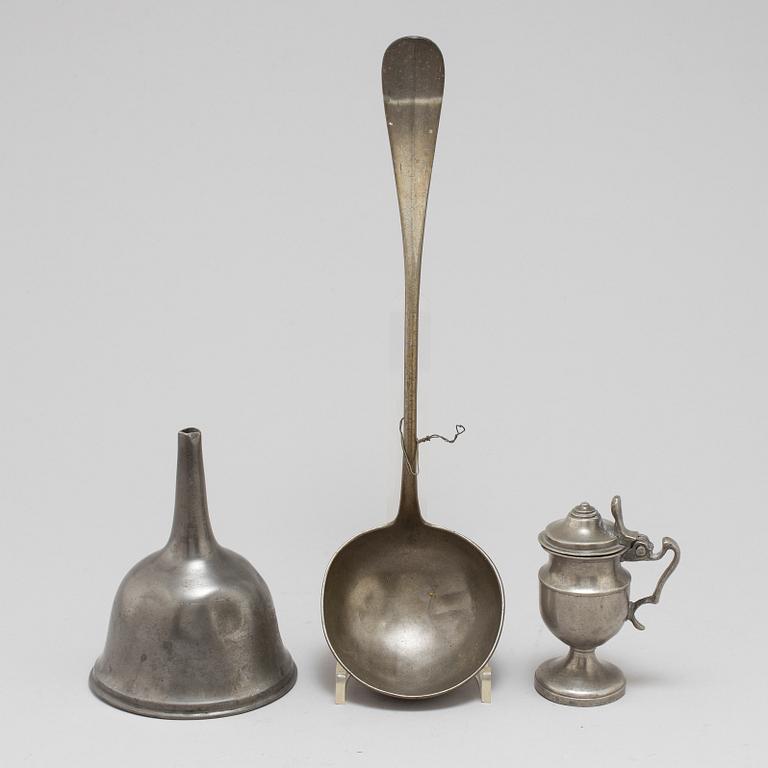 Three 18th/19th century pewter items.