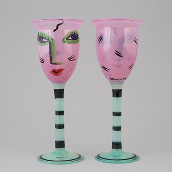 Twelve wine glasses by Ulrica Hydman-Vallien for Kosta Boda, end of the 20th century.