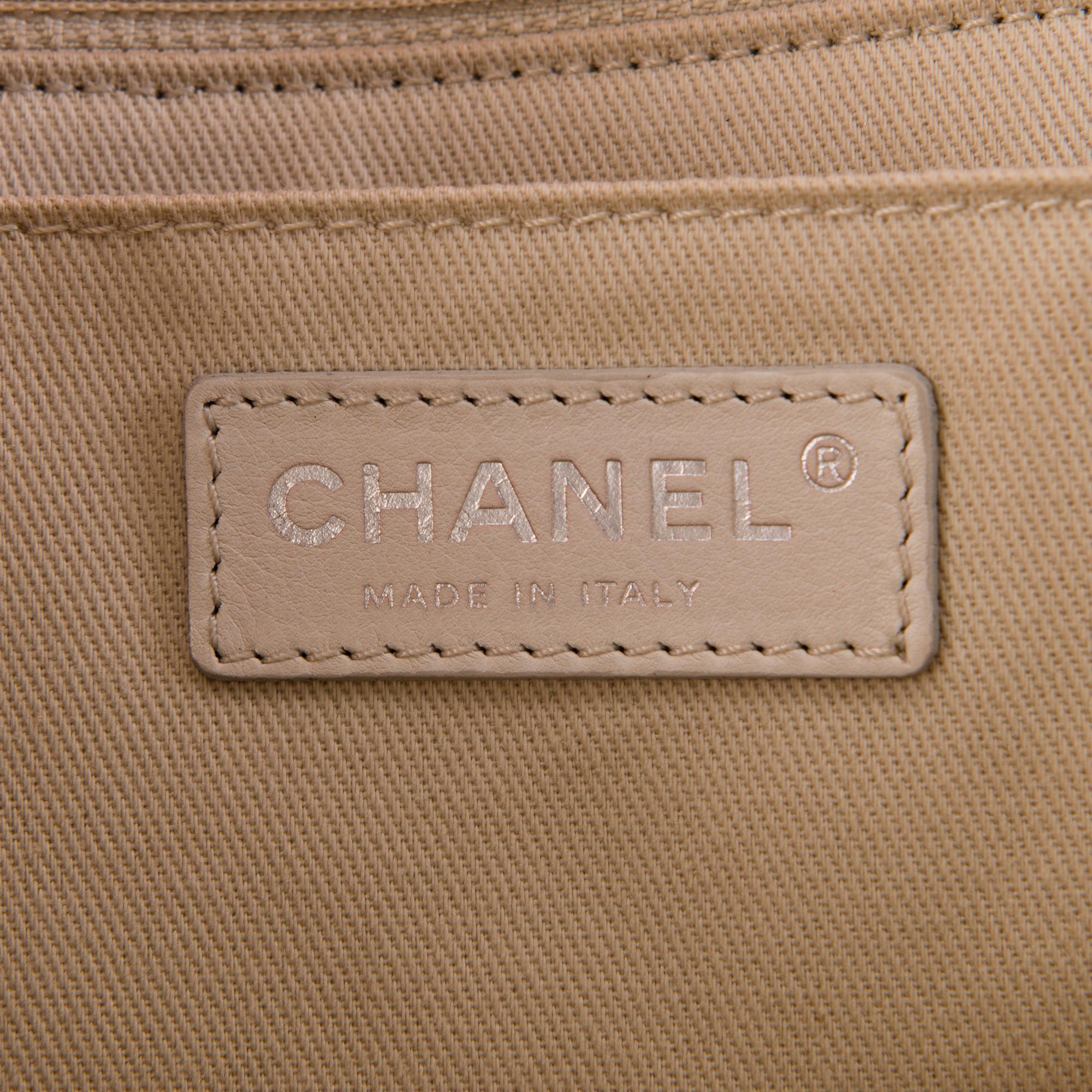 CHANEL, Coco Shine Jumbo Flap Bag.