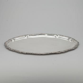 BRICKA, silver, Kultakeskus, Tavastehus 1942. Vikt 1174,5 g.