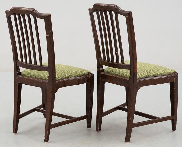 STOLAR, ett par, sengustavianska stockholmsarbeten, omkring 1800.