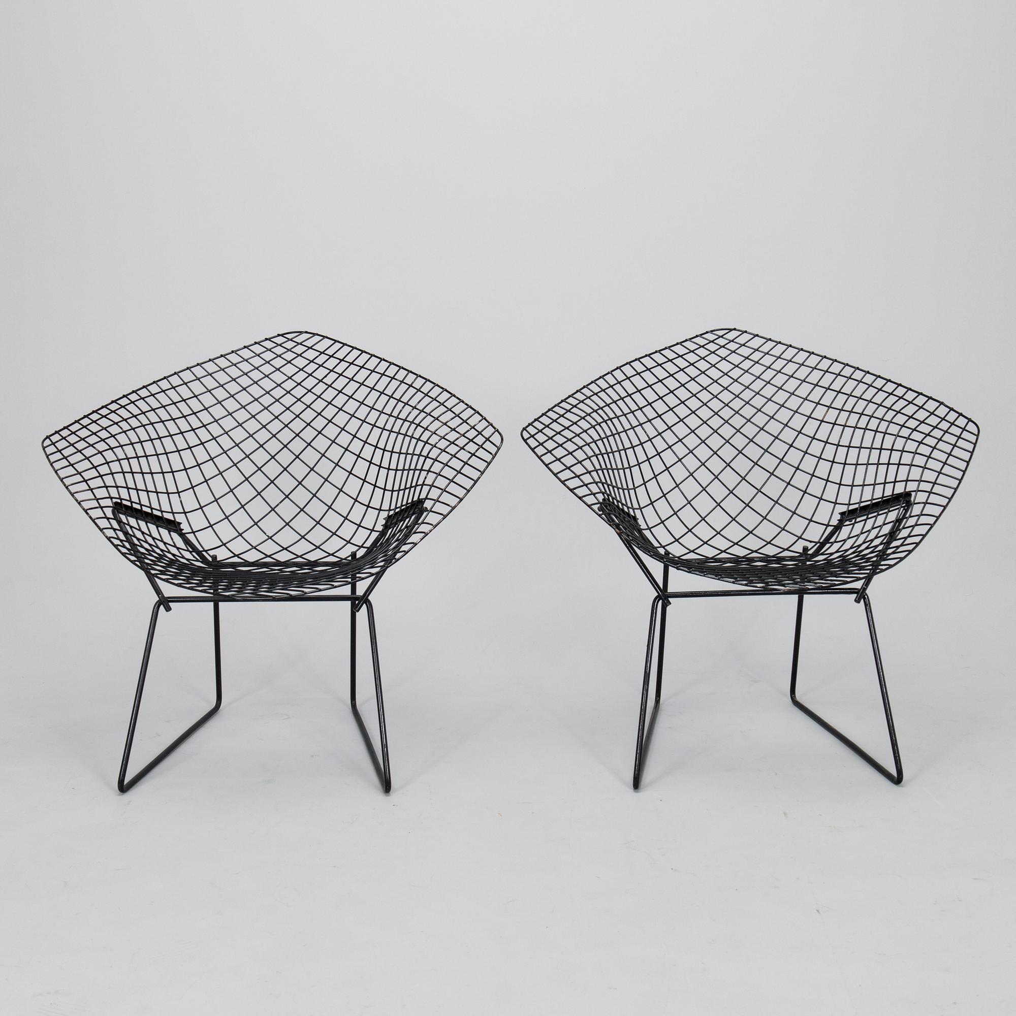 Harry Bertoia, stolar, ett par, "Diamond chair", tidigt 1960-tal.