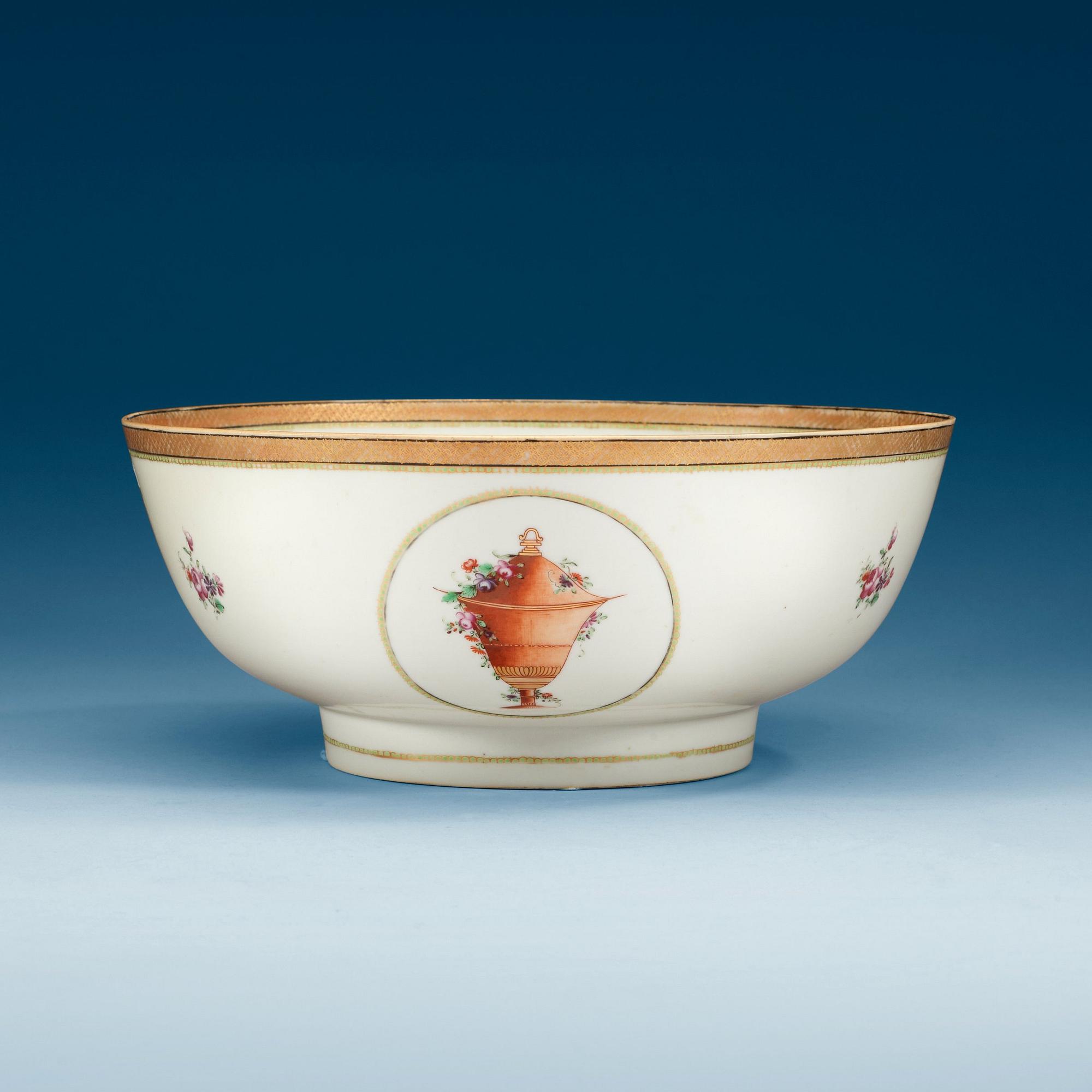 A famille rose punch bowl, Qing dynasty, Qianlong (1736-95).