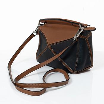 Loewe, väska, "Puzzle Mini".