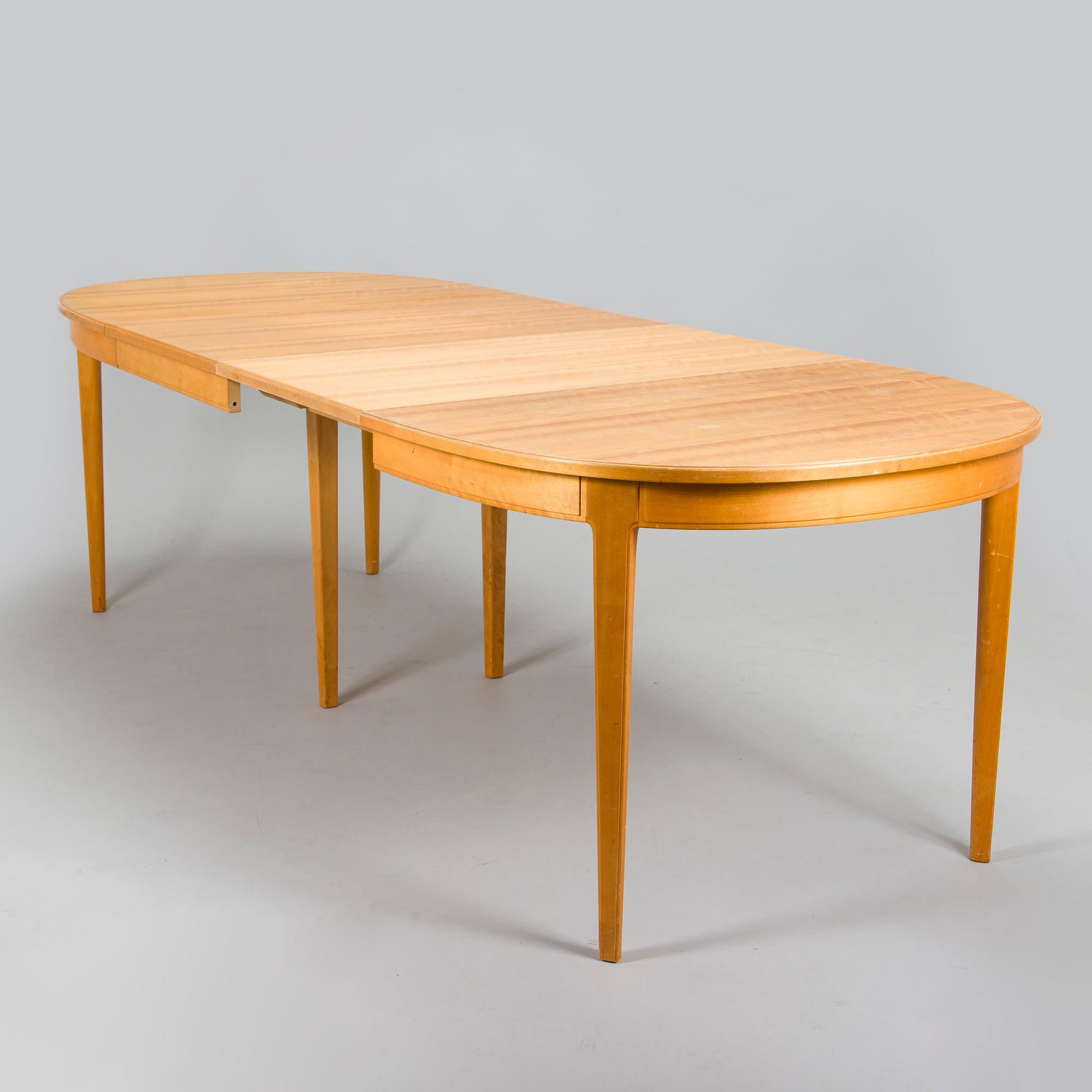 Carl Malmsten, matbord, "Herrgården", och stolar, 10 st, "Birgitta", Bodafors 1960-tal.