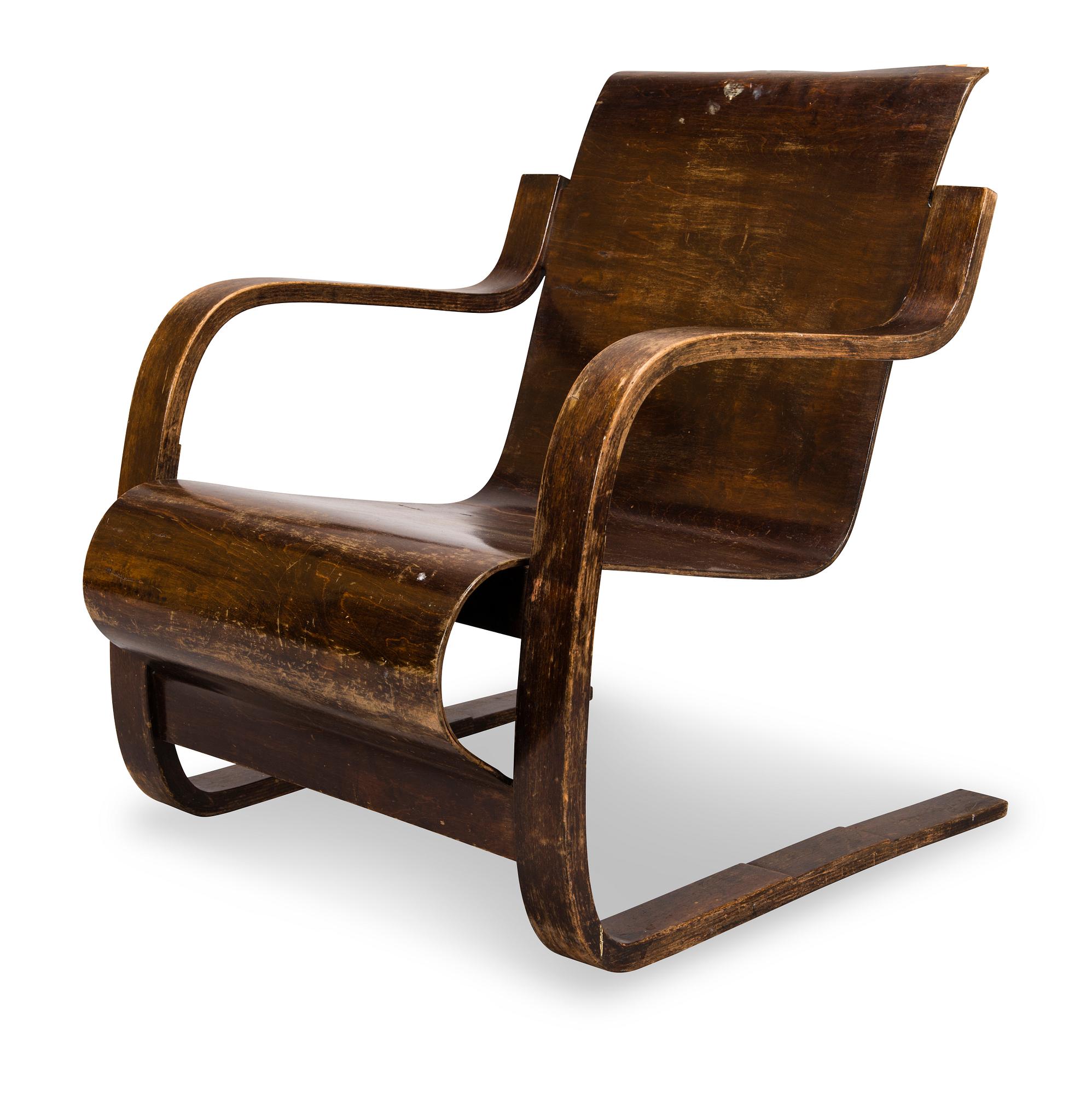 Alvar Aalto, A 1932-1934 'Paimio' armchair for O.Y. Huonekalu-ja Rakennustyötehdas A.B. Finland.