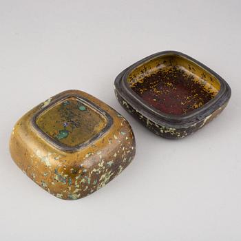 Hans Hedberg, a glazed ceramic lidded box, Biot, France.