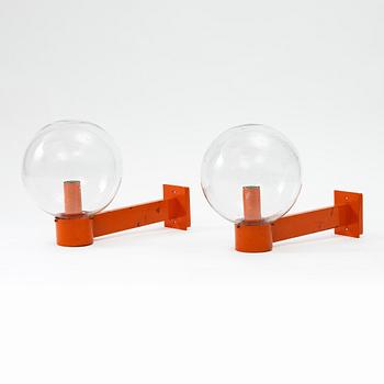 Hans-Agne Jakobsson, Wall lamps, a pair, V 343/B, Hans-Agne Jakobsson AB, Markaryd, 1970s.
