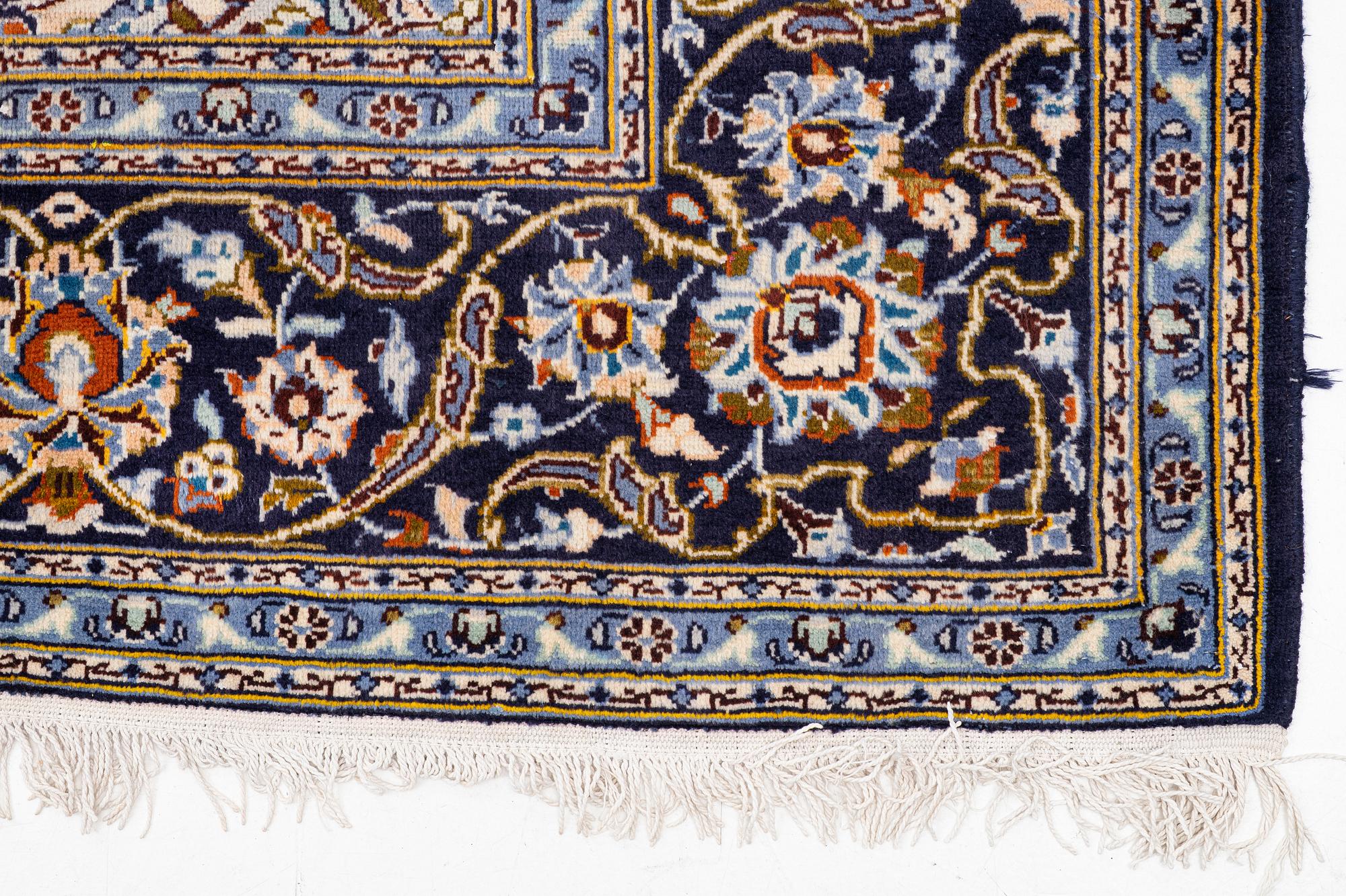 Keshan rug, approx. 370 x 255 cm.