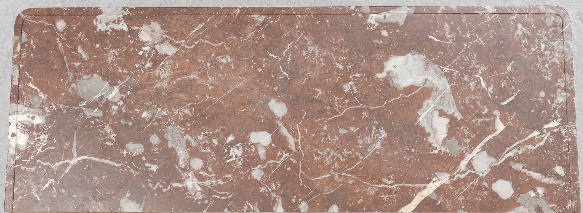 Chest of drawers, first half of the 20th century.