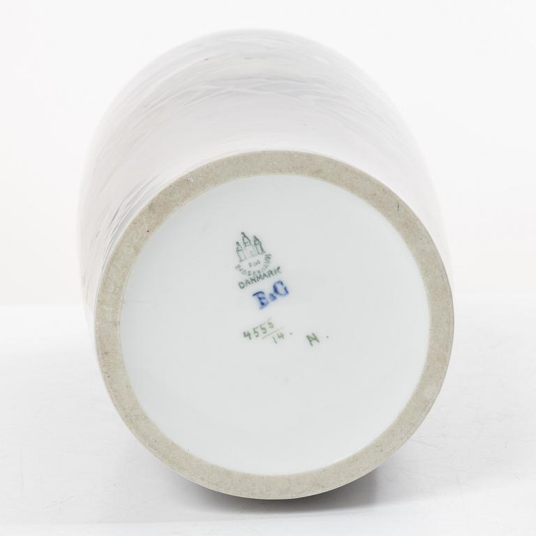 Bing & Gröndal, vase, porcelain, model 4555.