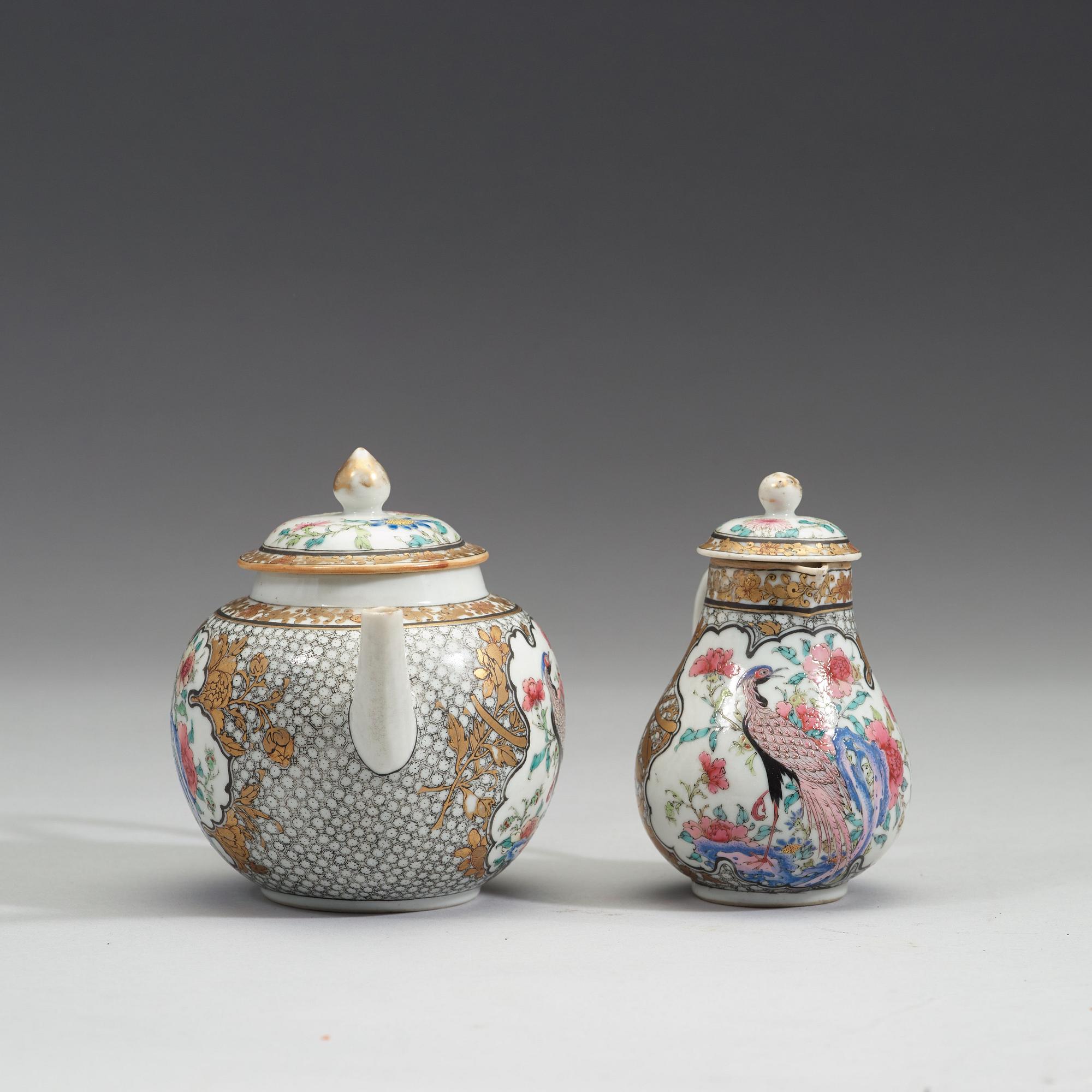 A Chinese export porcelain part tea service, Qing dynasty, Yongzheng (1723-1735).