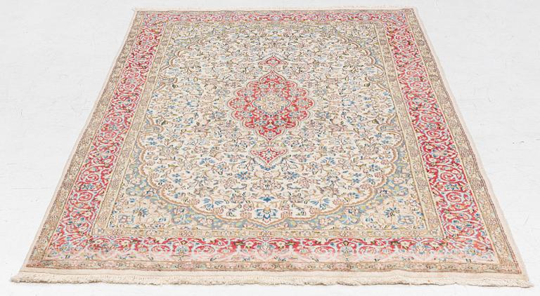 Rug, Kirman, approx. 260 x 148 cm.