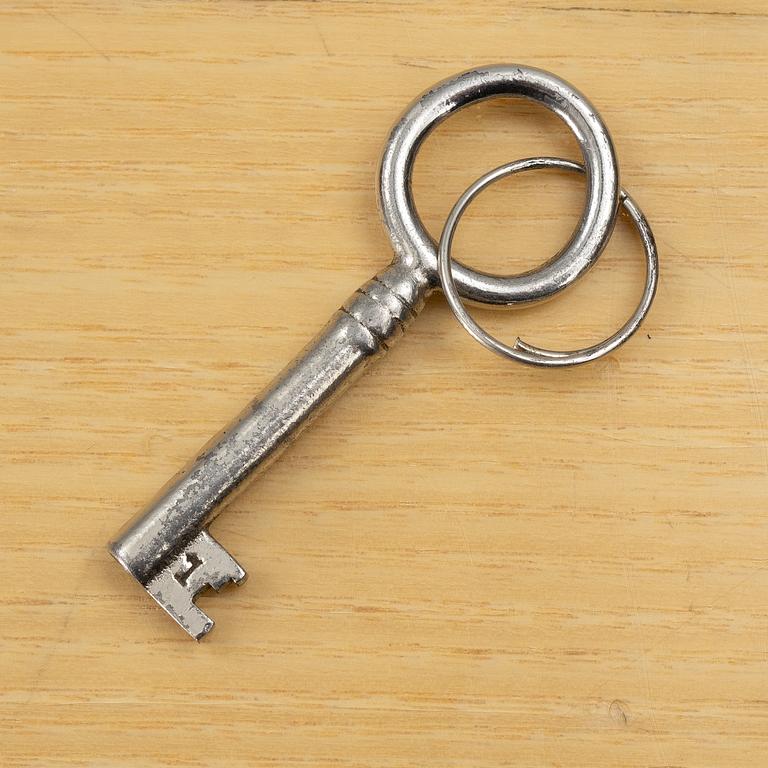 Alvar Aalto, desk and chest of drawers. Artek.