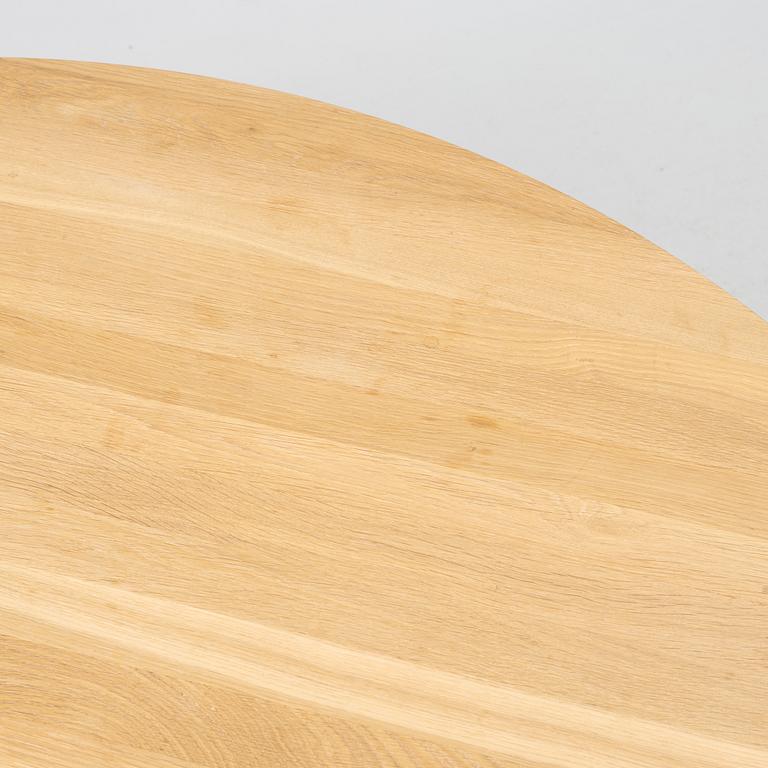 Matti Carlsson matbord "Hommage Grande", Tre Sekel, samtida.