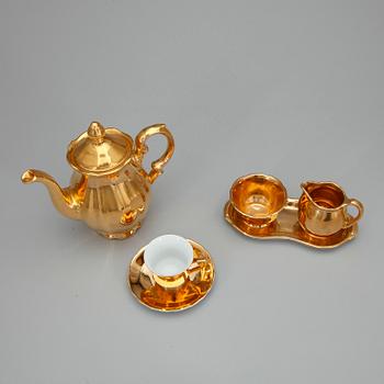 KAFFESERVIS, porslin/flintgods, 10 delar, omkring sekelskiftet, bl a Staffordshire, England.