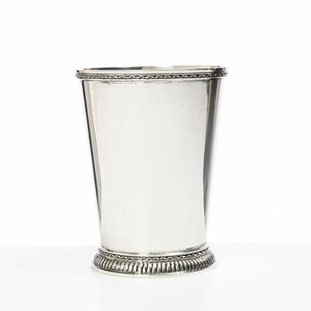 Eric Råström, bägare, silver, firma CG Råström, Stockholm 1946.