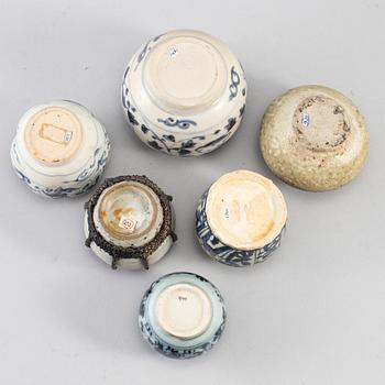 A group of blue and white ceramics, South East Asia, 18/19th Century.