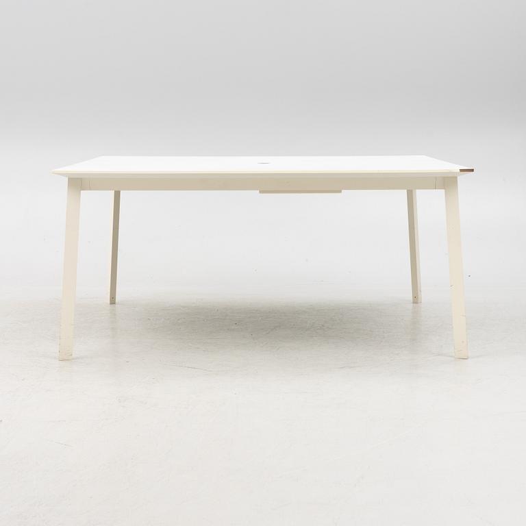 Claesson Koivisto Rune, bord, "Pergola", Iren Uffici, Italien.