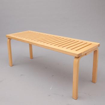 BÄNK, modell 153 A, Alvar Aalto, Artek.